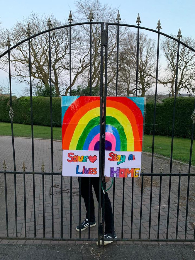 Other image for NHS thanked by town’s well-wishers